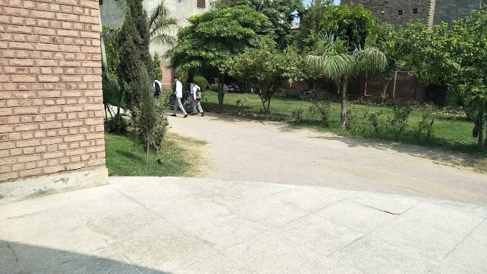 GOVT.ASSOCIATE COLLEGE BHAGTANWALA SARGODHA Picture 1