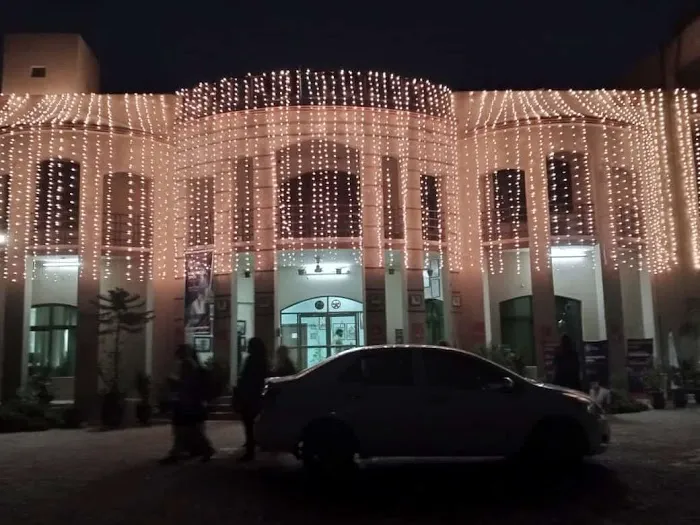 Punjab College of Commerce - III Picture 2