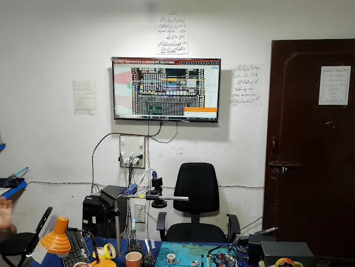 Links Mobile Repairing Institute Picture 1