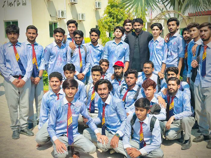 Punjab College Sahiwal Picture 3