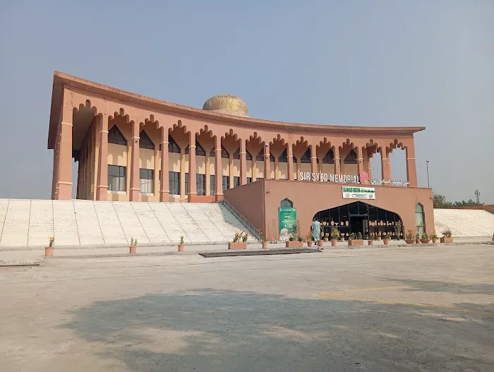 Virtual University of Pakistan (Head Office) Picture 8
