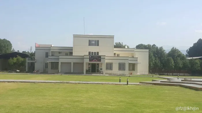 Students Service Center Picture 2