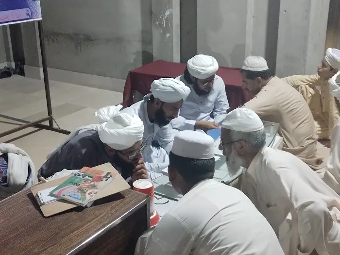 jamia Tul Madina Dawateislami Picture 5