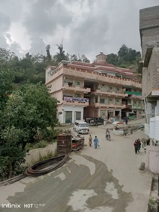 Commercial Plaza Fazal Qadar Picture 1