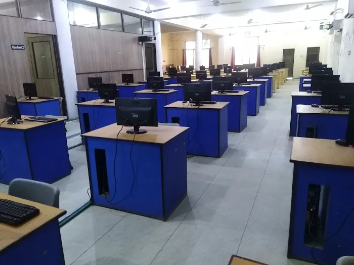 PDSK02 - Virtual University Ghalla Mandi Campus Picture 2