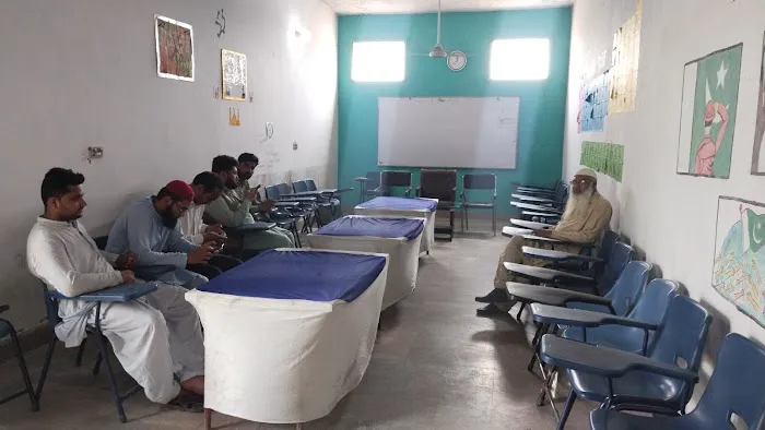 Superior College Lalain Picture 2