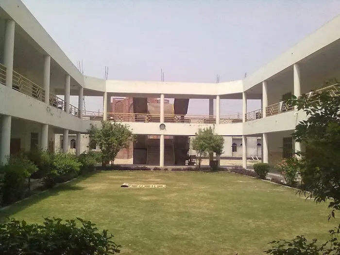 Pak Polytechnic Institute Chiniot Picture 4