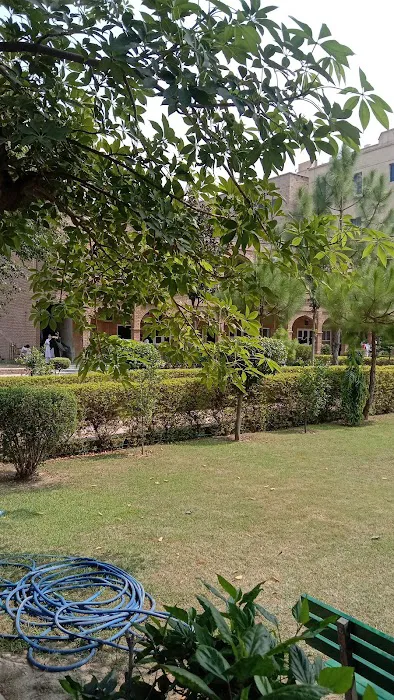Islamia College for Girls Picture 9