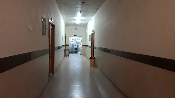 Quaid-e-Azam College of Commerce Picture 2