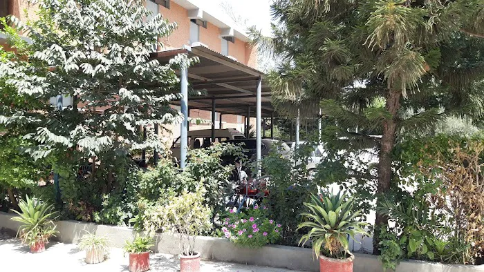 Quaid-e-Azam College of Commerce Picture 5