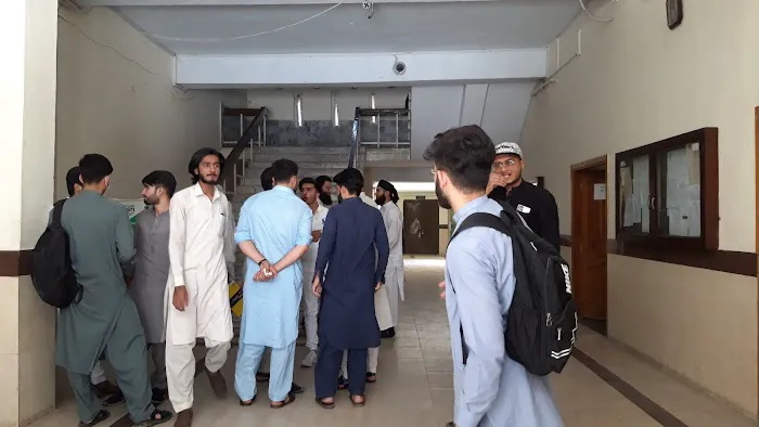 Quaid-e-Azam College of Commerce Picture 1