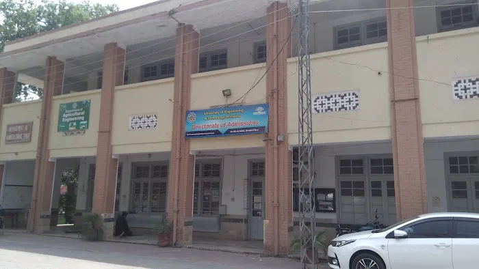 UET Peshawar Administration Block Picture 6