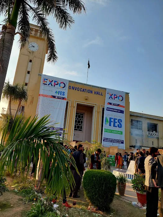 Main Administration Block University of Peshawar Picture 5