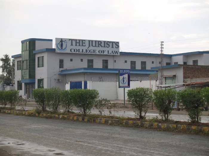 The Jurists' College of Law Picture 1