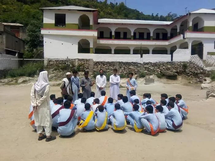 Al- Farooq Public School And College Picture 1
