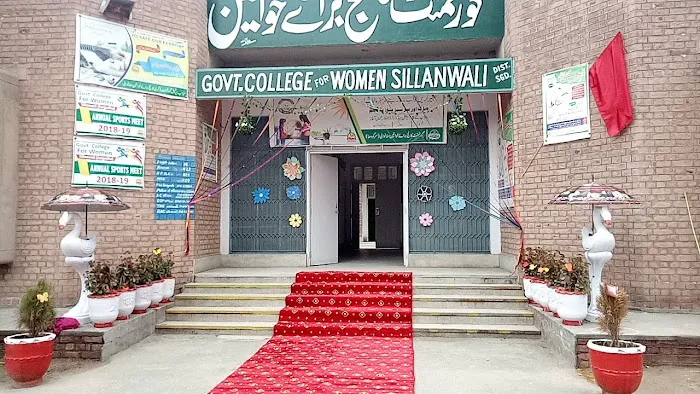 Government Associate College for Women, Sillanwali Picture 1