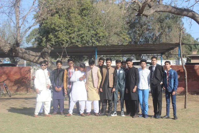 Fazaia Model Inter College Mushaf Picture 10
